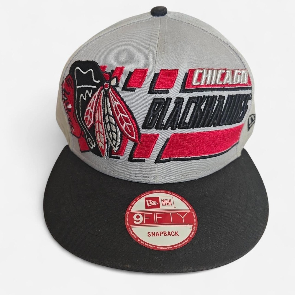 New Era 9FIFTY Chicago Blackhawks Snapback Hat Grey Black NHL Hockey Cap Mens